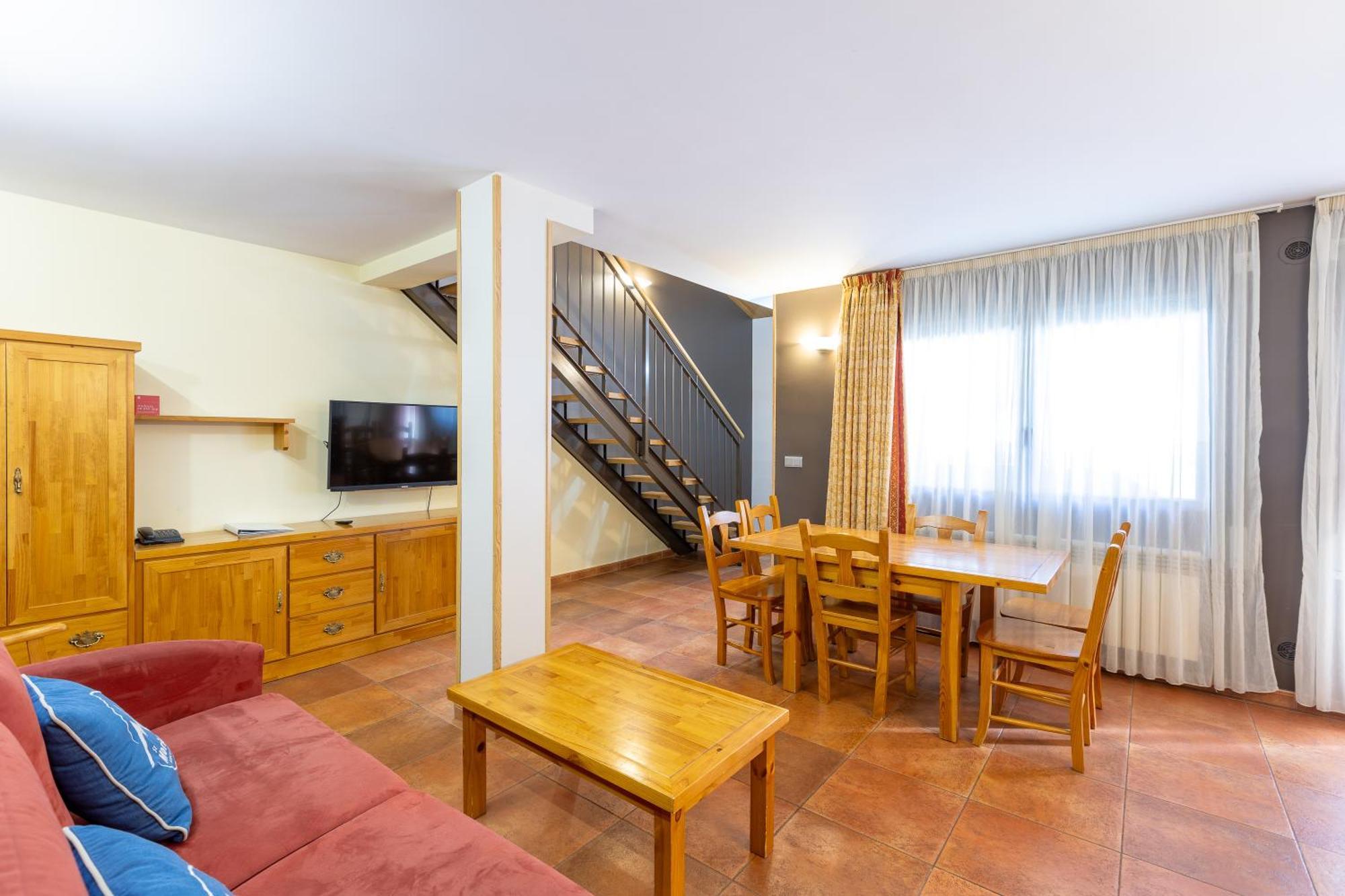 Apartaments Sant Moritz Арінсаль Екстер'єр фото